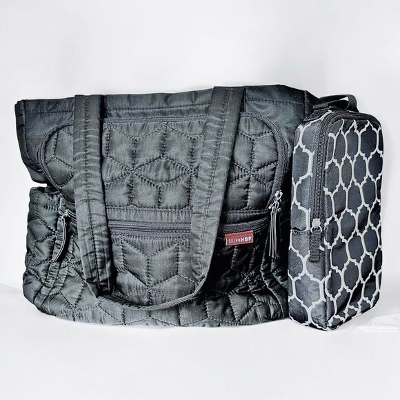 Skip Hop Forma Diaper Tote Bag Black Lightweight Large Capacity Shoulder Nappy - Picture 1 of 15